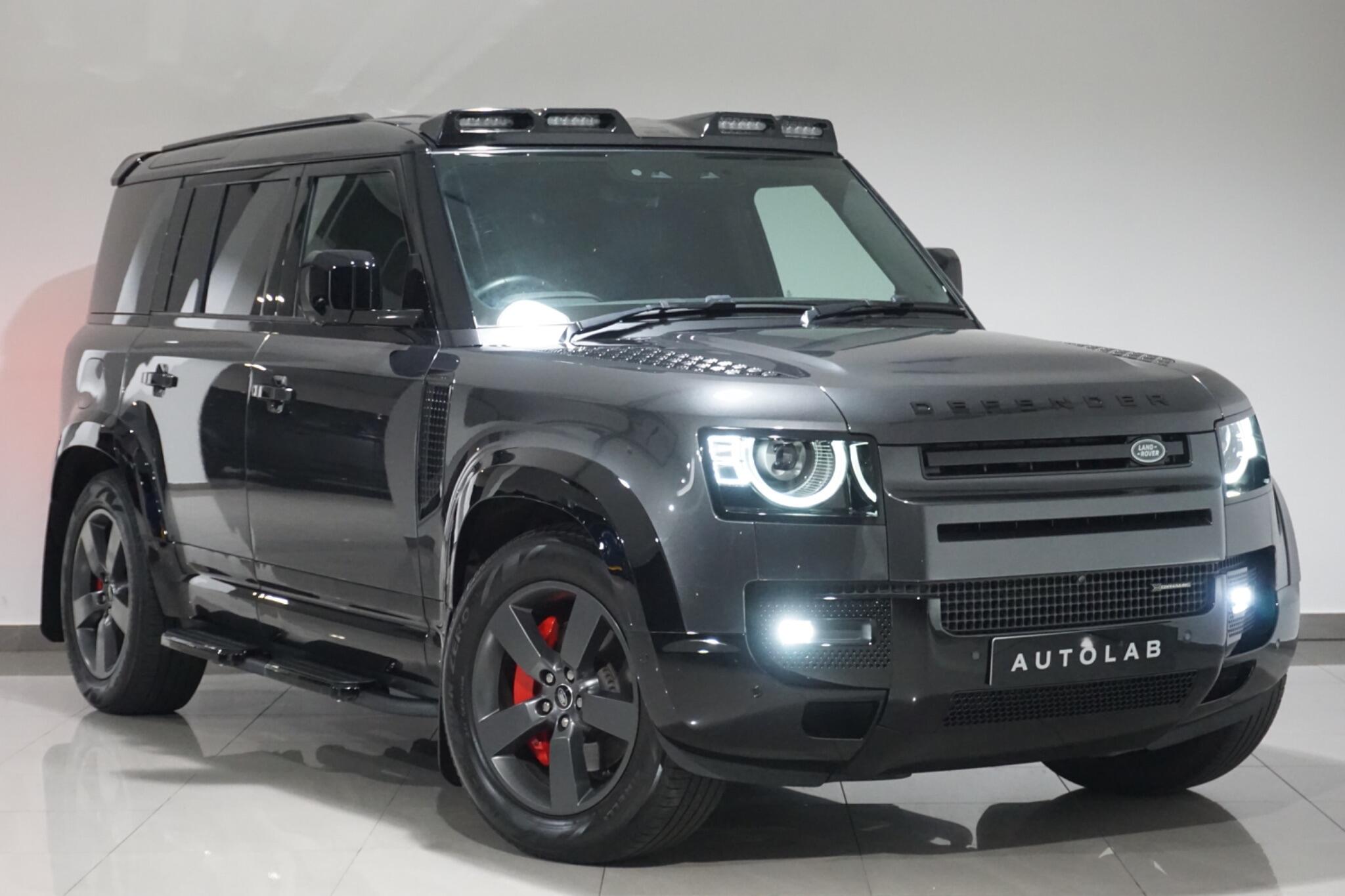 Land Rover Defender 110 3.0 D300 MHEV X-Dynamic HSE Hard Top SUV Auto 4WD MWB Euro 6 (s/s) 5dr